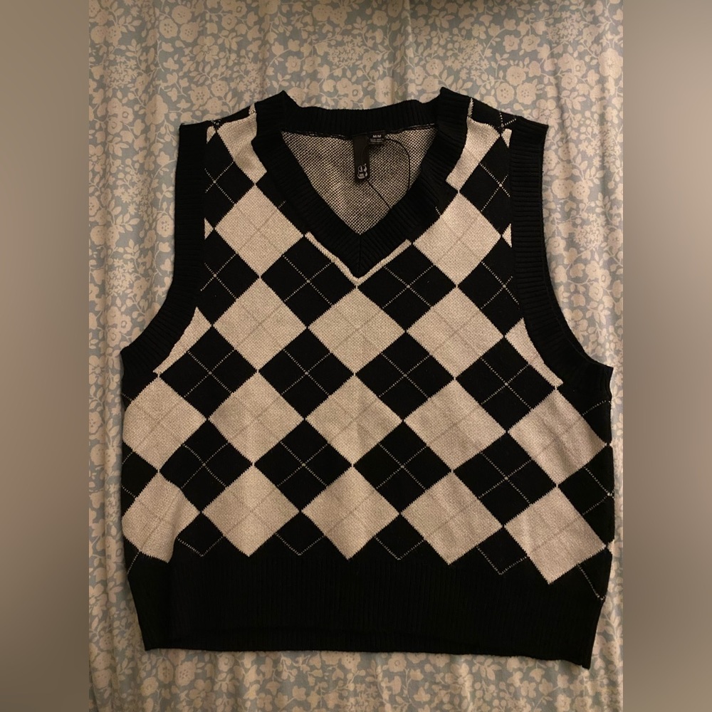 PacSun Checkered Printed Vest